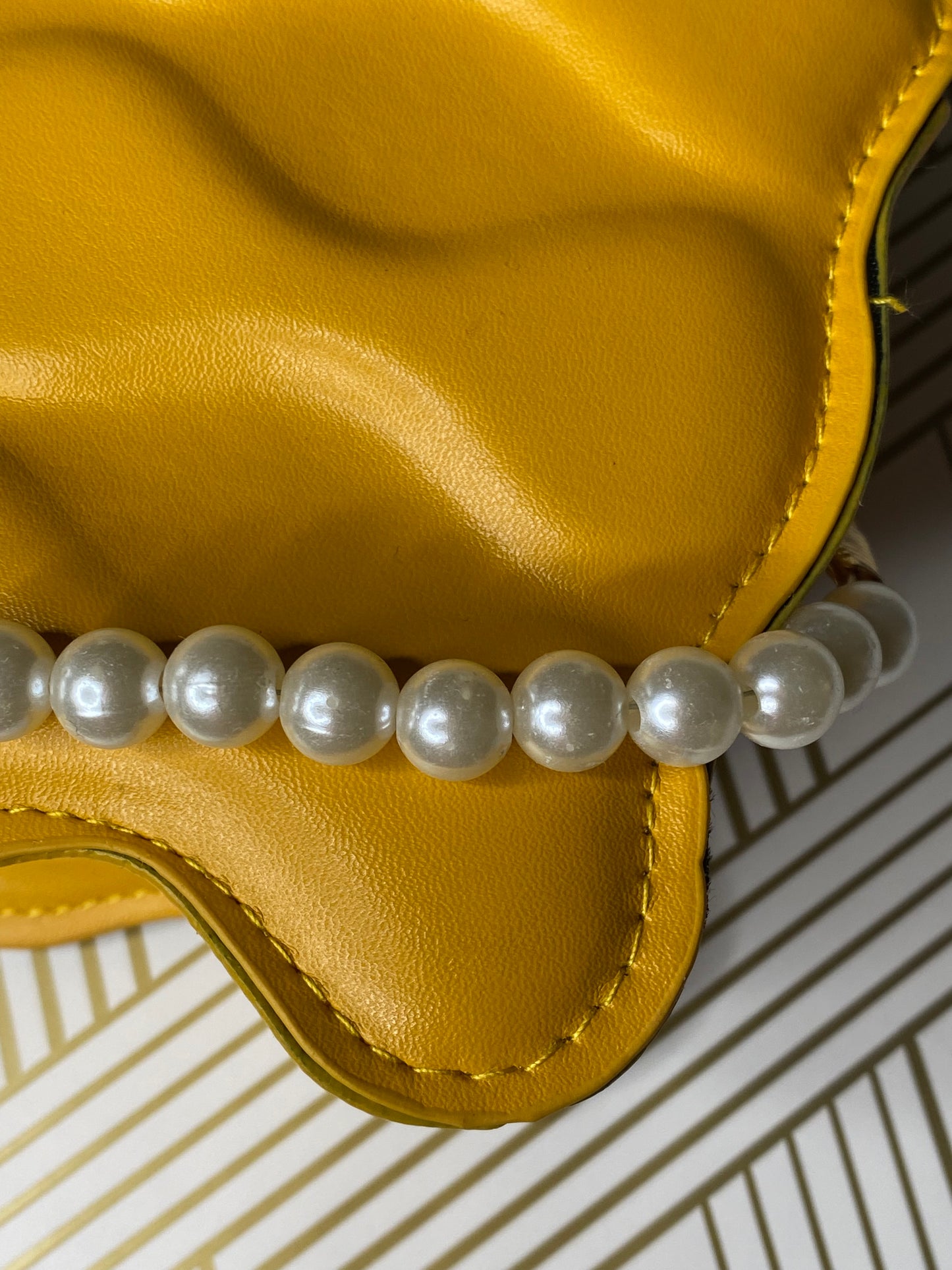 Chain Pearl Bags