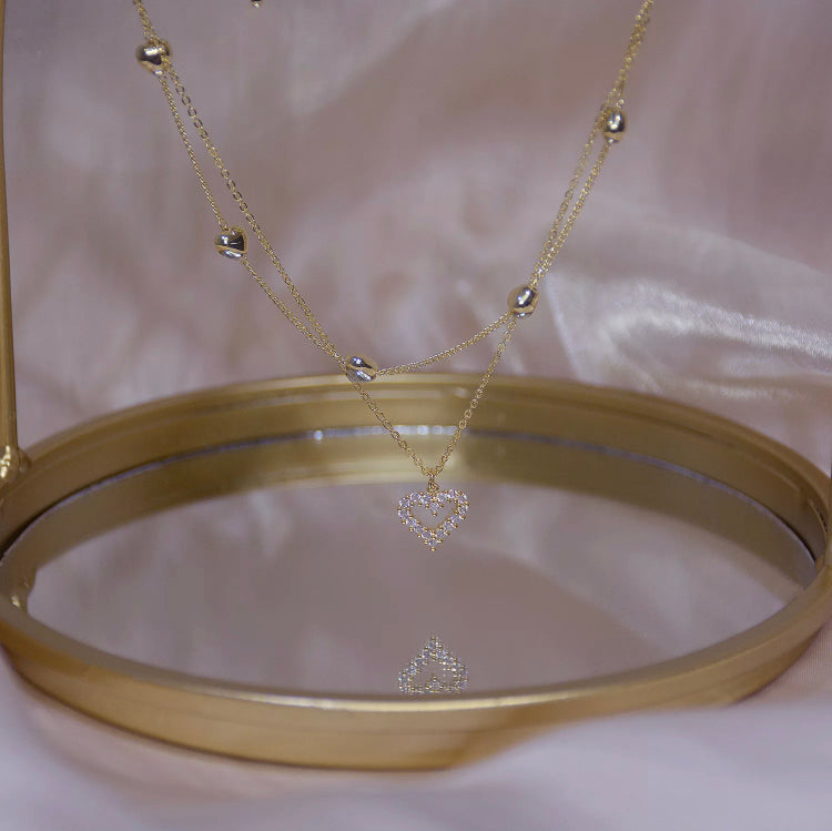 GOLD NECKLACE